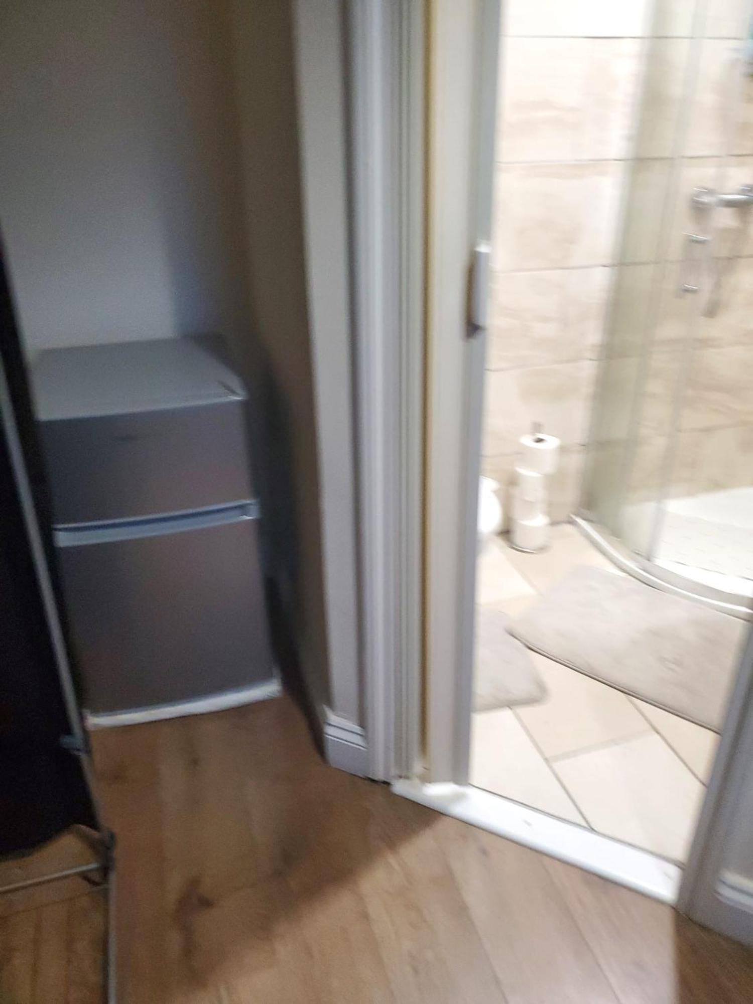 En Suite Bedrooms, Heaton, Newcastle Oda fotoğraf